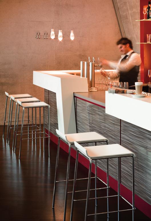 Light and multifaceted designed to meet specific needs. At the bar, verona also ensures a fresh and light look and feel.