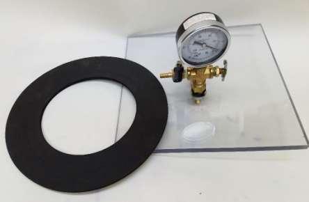 floats) Lid for vacuum chamber with gasket