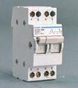 2 way / Centre-off Changeover Modular Switches Designation Characteristics Width in z Pack Cat Ref. 17.5mm qty.