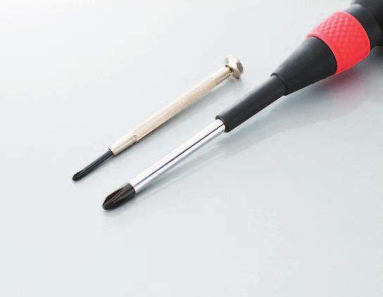 Everyday-use screwdriver is OK Beam power greatly increased to give strong performance under adverse environments Red LED type The beam power has been greatly increased.