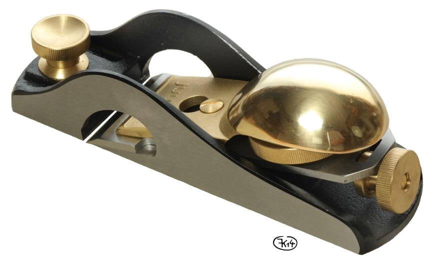 . Explanations that are specific for this plane are marked: III Picture 6: JUUMA Rabbet Block Plane The body of the plane is open on the sides leaving the shallow angled bed and sole unsupported by