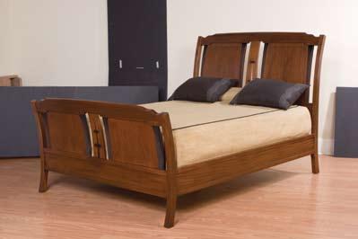 AN-7311CL-BK2 Monterey California King Bed with Low Footboard Footboard Height 17 Same as AN-7311CL-BK2 with low footboard.
