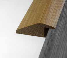 To match 15 & 19 & 21 mm, L 900/ 2700 mm SOLID OAK RAMP EDGE A solid hardwood profile, fixed to the