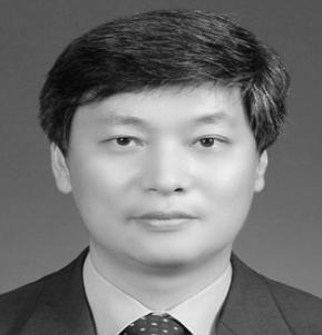 JOURNAL OF SEMICONDUCTOR TECHNOLOGY AND SCIENCE, VOL.14, NO.2, APRIL, 2014 183 Hyung Soon Kim received B.S. degree in Electronics Engineering from Seoul National University, Seoul, Korea, in 1983, and M.
