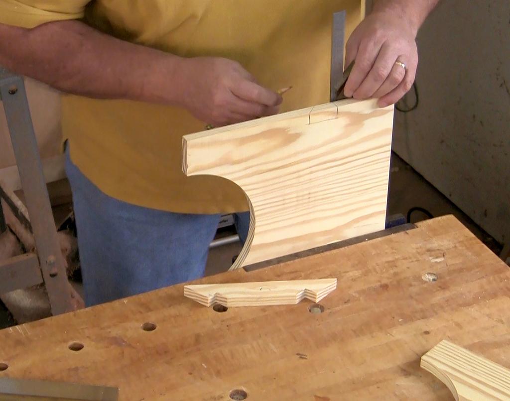 With a sacrificial fence attached to your miter gauge, raise the blade to cut into your brace about a 1 / 2 ". Place the workpiece against the fence then slide the assembly up to the table saw blade.