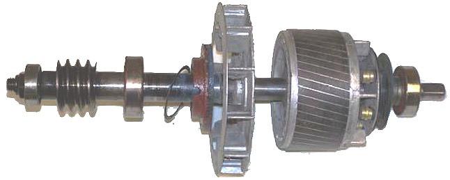 Use a bearing puller to remove two bearings, spacers, shims, worm, drive key, and keeper-nut to reuse on Worm Shaft Conversion.