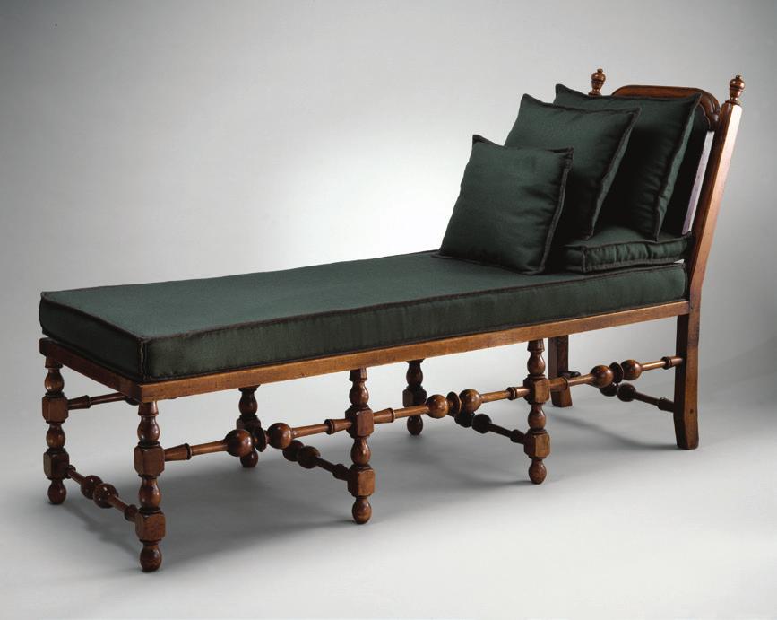 Pine Room Daybed or Couch, Boston 1720---40 Couch, 1720 40, soft maple, the Museum of Fine Arts, Houston, the Bayou Bend Collection, museum purchase funded by the Agnes Cullen Arnold Endowment Fund,