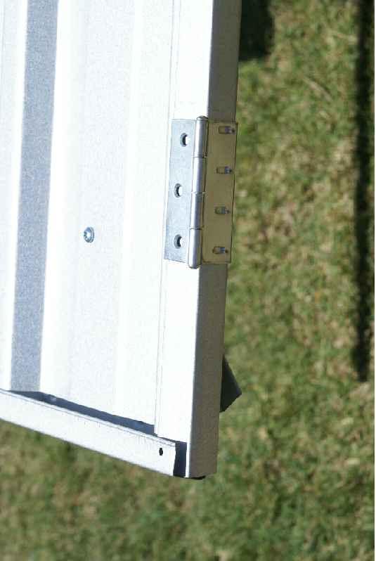 4. DOOR PANEL ASSEMBLY SIDE DOOR 58C (ONE REQUIRED) i SNAP T TE 974mm SINGLE DOOR SHEET (FULLY PRE-PUNCHED) F HC HC2 FRONT DOORS (TWO REQUIRED) 2A i SNAP T TE 58C NOTE: THESE SHEETS HAVE NOT BEEN