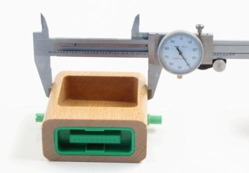 Procedure Use dial calipers to make the following measurements.