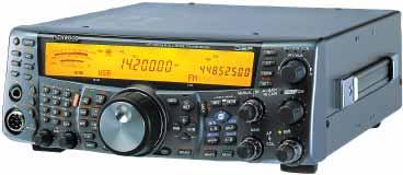 500 khz 60 MHz general coverage receiver. Separate LCD control panel with speaker. It can be positioned up to 4 meters from the main unit. PC-based control. TX / RX AF DSP.