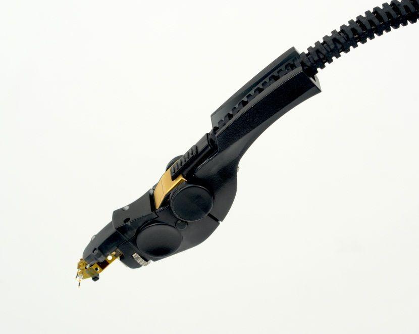 tip in a single, easy to connect accessory connector. The TekFlex connector has a pinch-to-open design that when open requires minimal force to attach an accessory tip.