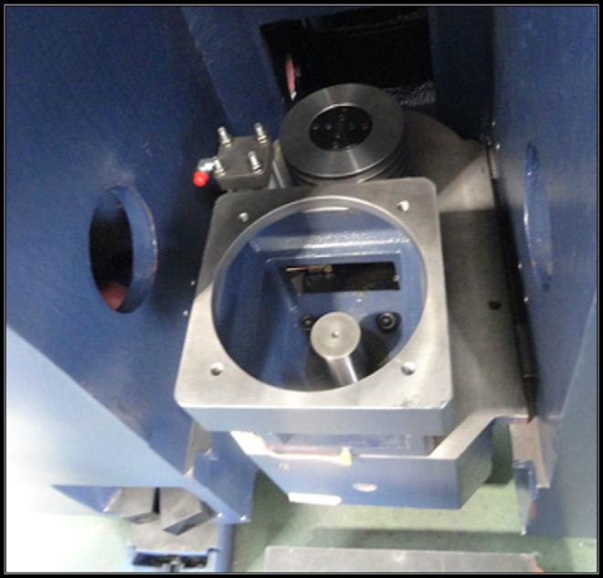The table spindle-drive transmission has a 1:2 ratio for high and a 1:6 ratio for low. Torque output is increased three and nine times respectively.
