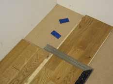 4 5 6 Cut the board to the right length with a handsaw (from the top of the board) or a circular saw (from the