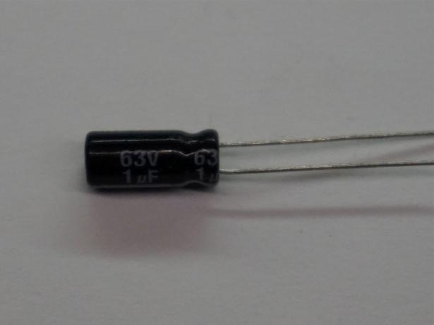 Name: 100nF ceramic capacitor Part number: 81-GRM40X104K50L Package: 0805 http://mouser.com/productdetail/murata- Electronics/GRM21BR71H104KA01L/?