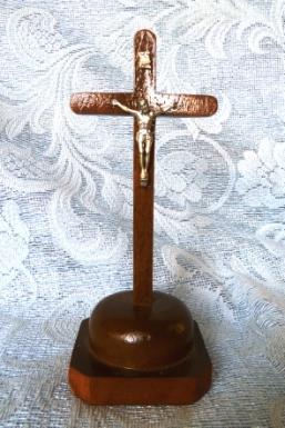 50 (28 cm x 14 cm) CS004 Crucifix