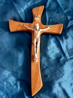 C005 C005 small CROSS (WOOD) WITH