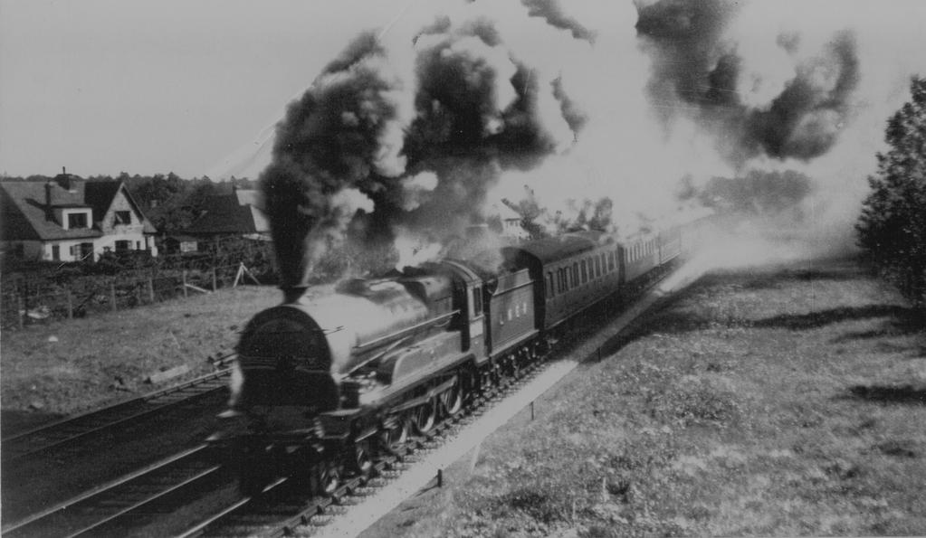THE COMING OF THE RAILWAY KS1-2 Topics Covered: Industrial revolution, steam power, Amersham-on-the-Hill history, map reading, current events, debate, HS2 Curriculum Links: Geography o Geographical
