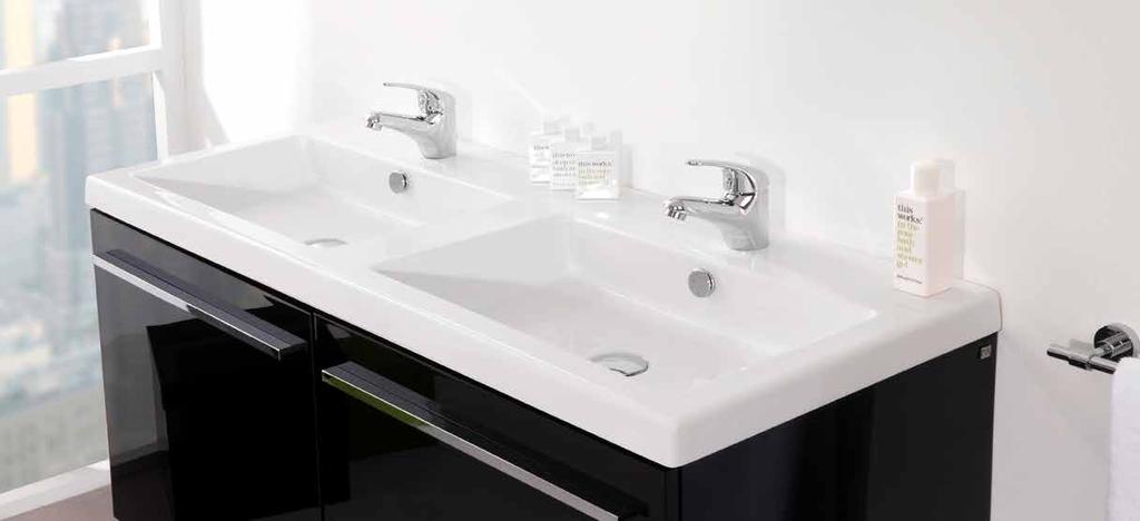 skyline city Wall suspended bathroom unit featuring a straight line design. Comes with two manual opening drawers with rectangular bar handles with a chrome finish.