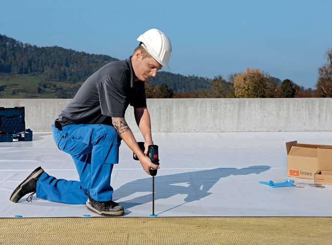 Flat roof fastening systems for aerated concrete deck LBS fastening system: the specialist for aerated concrete Existing buildings sometimes have aerated concrete as substructure.