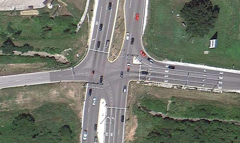 WWD Guidebook SECTION 3.1: GEOMETRIC DESIGN ELEMENTS 40 Figure 3-18. Angular corner between the left edge of exit ramp and right edge of crossroad (Image: Google Earth).