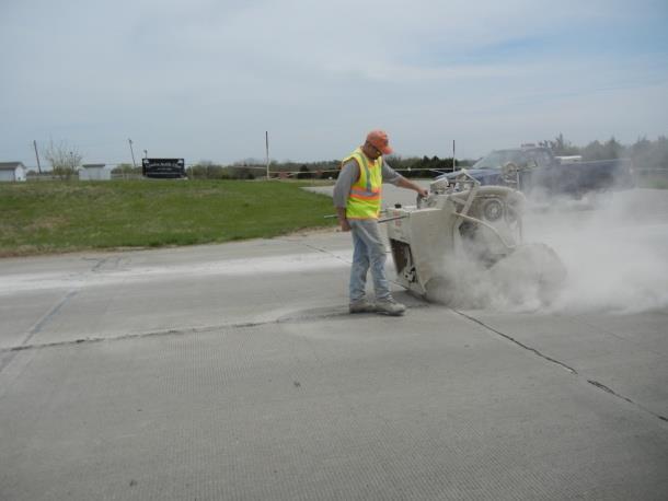 Fresh concrete can also be tooled prior to sawing.