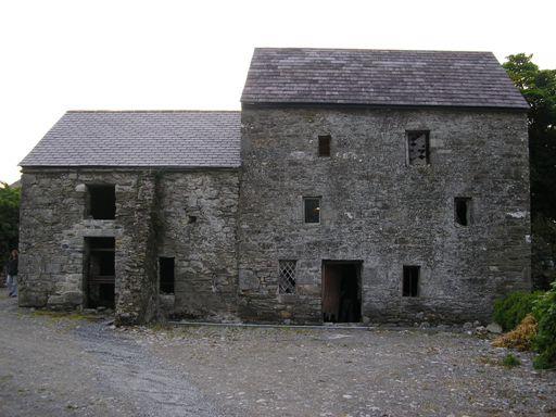 Plate 3: Derelict mill with deteriorating