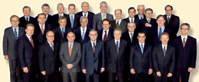1.4 CONSILIUL GENERAL Consiliul general este format din Preşedintele şi Vicepreşedintele BCE, precum şi din guvernatorii BCN din toate statele membre.