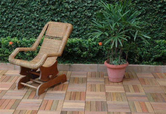 WoodTrend decking tiles are easy to install and can be arranged in many different patterns.