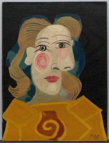 Pablo Picasso, Head of a Woman (Dora Maar), 1939. Oil on wood panel, 59.8 x 45.1 cm Inquiry Script: What do you notice? How is this similar to or different from other portraits you ve seen?
