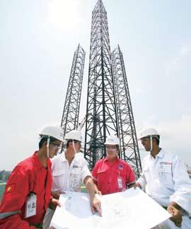 Running from 28 August to 1 September 2010, the trade show was spearheaded by the state-run Vietnam Oil and Gas Group, which undertakes all activities relating to the discovery, exploitation and