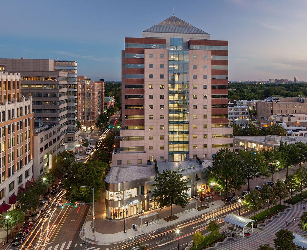 IN THE MIDDLE OF ITALL HIGHLIGHTS: Up to 120,000 SF of contiguous space available now New 6th floor spec suites with shared lounge 15,000 sf - 17,000 SF floor plates Direct lobby access to Clarendon