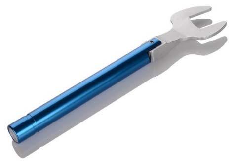 Accessories Torque Wrench Materials Handle Open-end Aluminium (blue) Chrome plated steel (Silver) P/N Open-end wrench size Coupling torque mm inch Nm in.