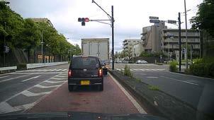 Fig. 4 Daytime traffic light in Japan at different frames. Fig. 1 Daytime traffic light in Japan. Fig. 2 Daytime traffic light in the USA.