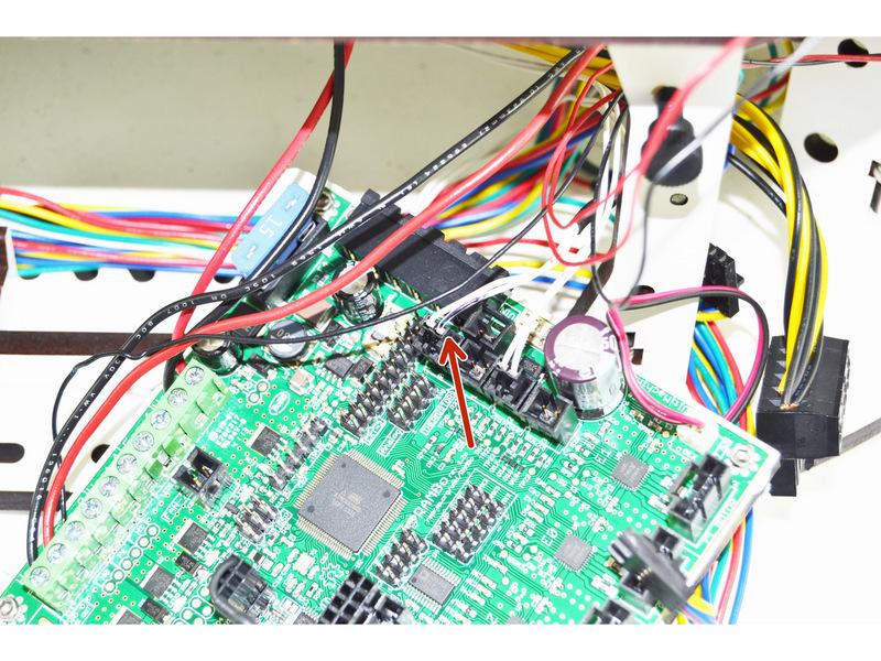 Locate the thermistor leads that are in the T0 location on the RAMBo board.