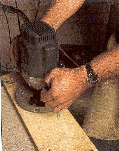 Shown below is a hand-held power router.