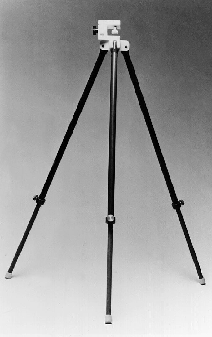 Tripods Agilent 11968C Antenna Tripod The 11968C is a non-metallic tripod made of