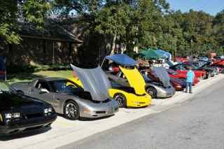 Woodland Hills Fall Fest Car Show Donnie and Jilda Hulsey MACC