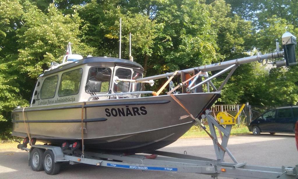 Survey boat SONĀRS model Arronet 23.5 C MMSI: 275041111 Call sign: YL2893 Home port: Riga, reg.nr. 3100 Mono-hull Al 7.25m x 2.4m x 0.6m; Engine: 110.3kW YAMAHA F150ATE, aux: Honda 0.