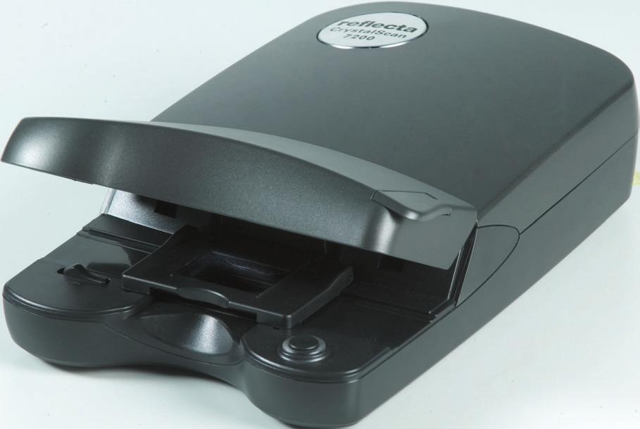 PRODUCTS CrystalScan 7200 with ICE The ideal device for digitising your slides and negatives with a high resolution.