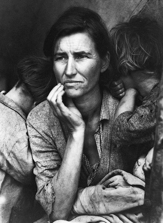 DOROTHEA LANGE, Migrant Mother, Nipomo Valley, 1935.