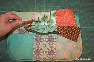 (This is only for one 'pouch'. When you attach the brown/green panels to each other, you WILL stitch the middle square.
