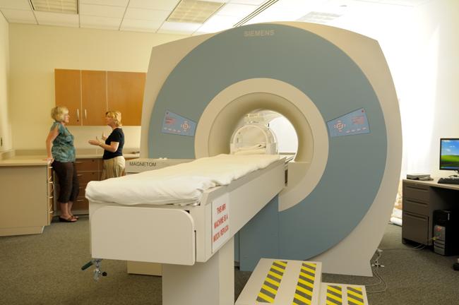 Beckman Biomedical Imaging Center (BIC) Premier magnetic resonance imaging facilities in the country Started by the late Nobel