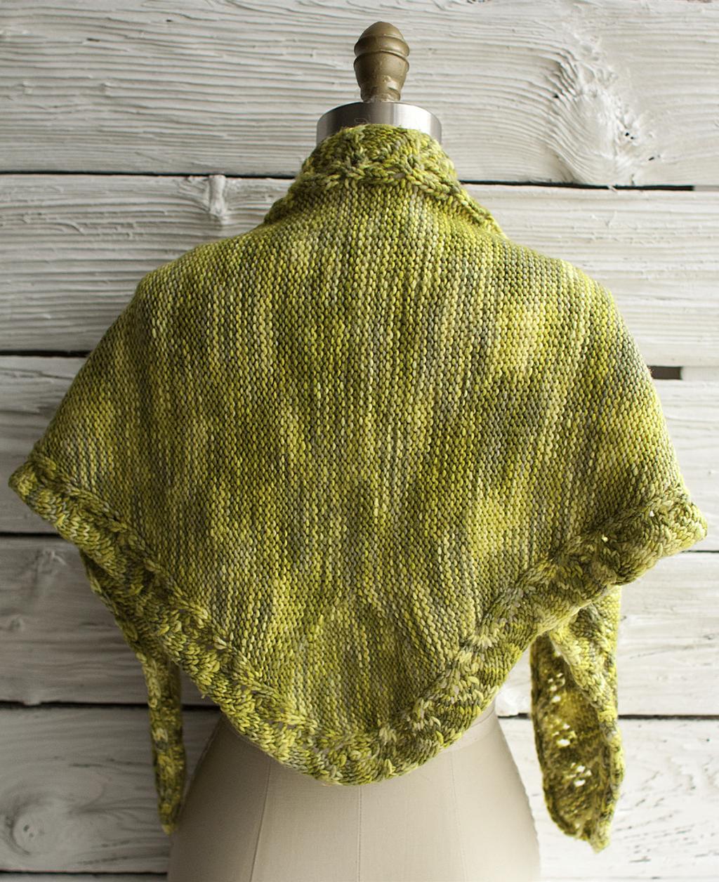 SIZE 51 wingspan, 19.5 depth MATERIALS Manos del Uruguay MAXIMA (100g, approx. 218yds; 100% merino wool), 2 sk. Shown in M6353 Key Lime.