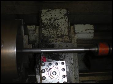 025 deep on compound engage threading dial at appropriate increment for a 6 TPI thread as per lathe make and model.