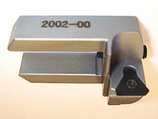 valve guide, at the same time, the computer pauses for 2-3 seconds while the final centering of the UNIPILOT and workhead
