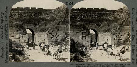 36,00 87 KEYSTONE. The Great Wall of China. Meadville, New York, a.o., Keystone View Company, ca.