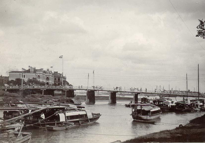 158 SHANGHAI. View on the Garden Bridge, Soochow Creek and Whanpoo River. 1900.