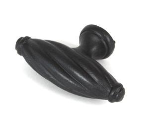 supplied with M4 fixing. Black 83679 Natural 83531 A decorative pull handle in three sizes with a hammered detail.