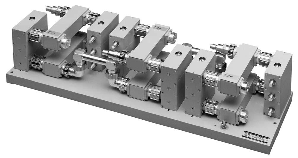 Directional Filter Combiner 470... 860 MHz, n x 200 W General The directional filter combiners enable several transmitters to be connected to one common output.
