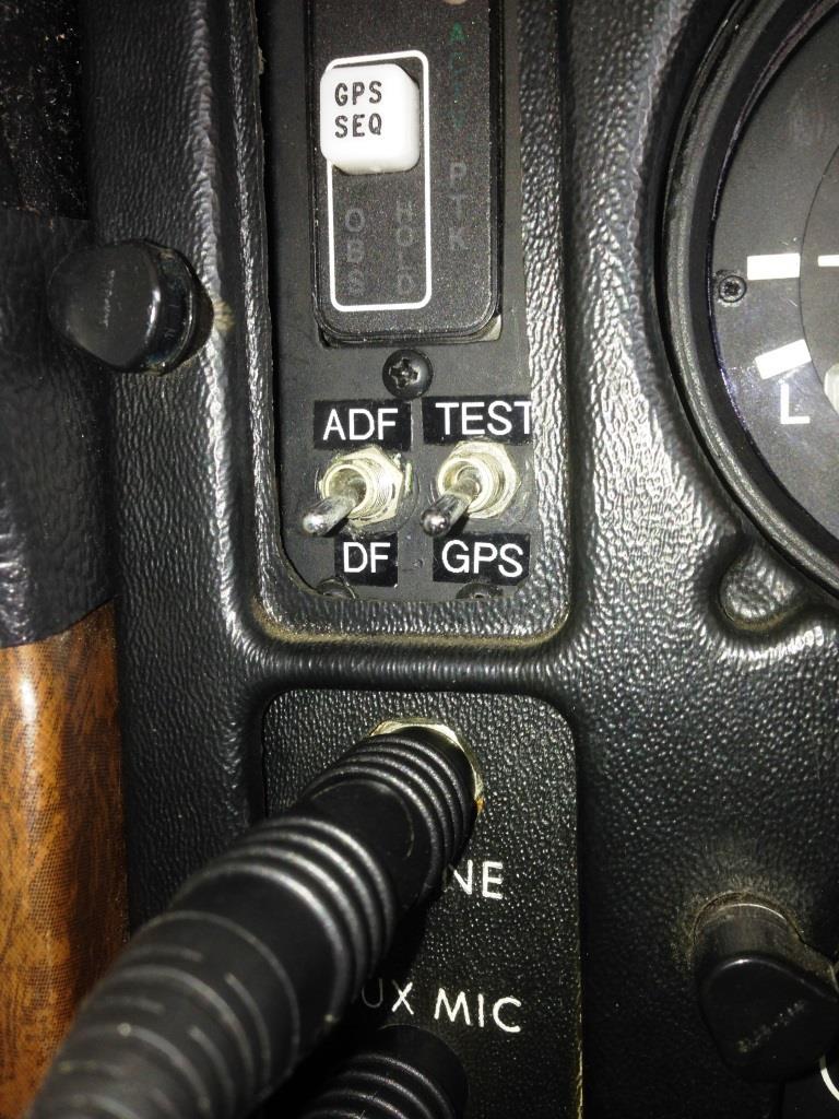 To listen to the RT-600 put the ADF/DF switch in the DF position and activate